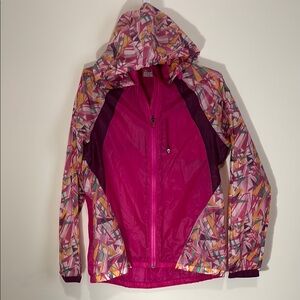 Under Armour Run Jacket - ultra light weight (M)